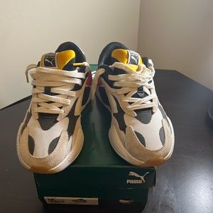 Puma sneakers